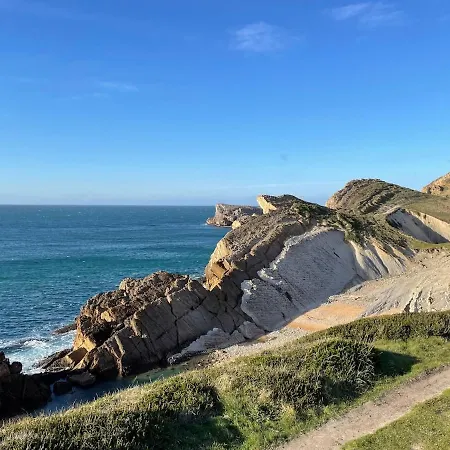 Marismas De Cantabria Cerca De Laredo Apartment