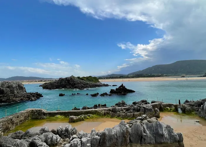 Marismas De Cantabria Cerca De Laredo * Badames